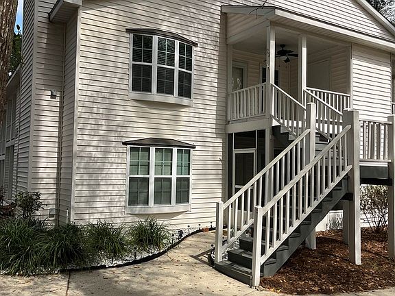 2nd image of 2092 Sherwood Dr