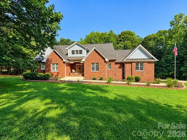148 Windwood Ln, Troutman, NC 28166