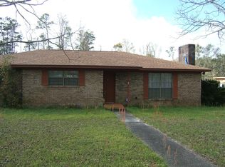 134 Spikes Rd, Southport, FL 32409