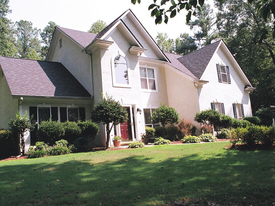 GREAT LOT, GREAT SCHOOLS - IMMACULATE HOME!  Lake View, one owner.