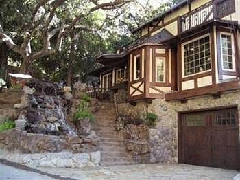 1st image of 620 Country Club Dr