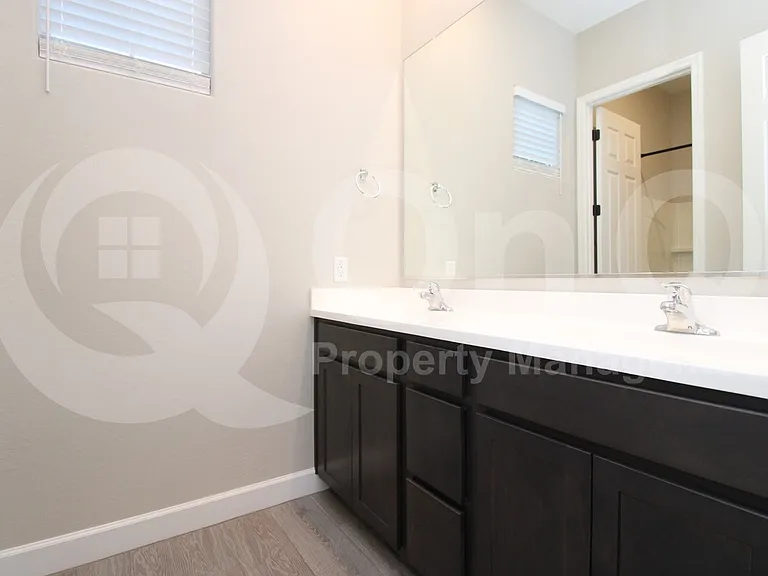 44626 N 44th Ave — Photo 20