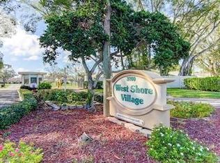3265 40th Way S APT E, Saint Petersburg, FL 33711