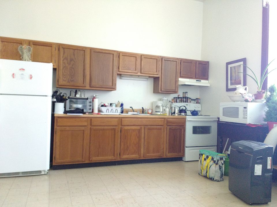 1st image of 1557 Main St #20