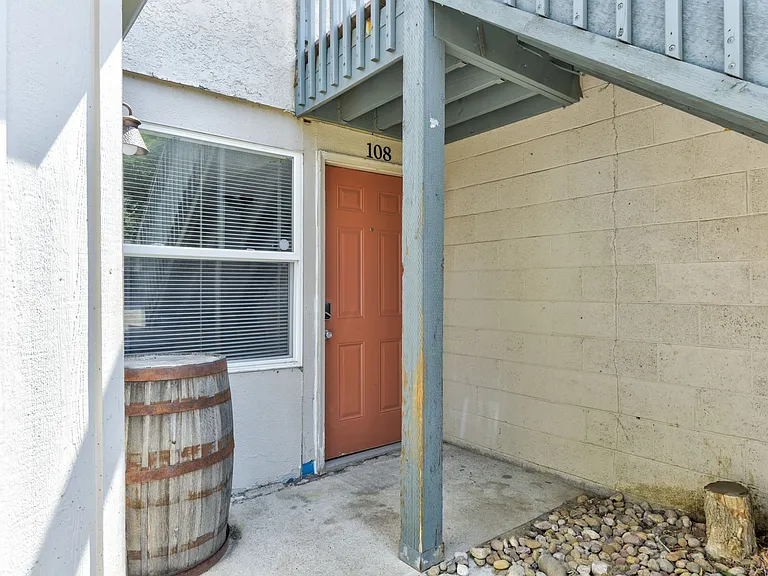 2301 Goss St. — Photo 44