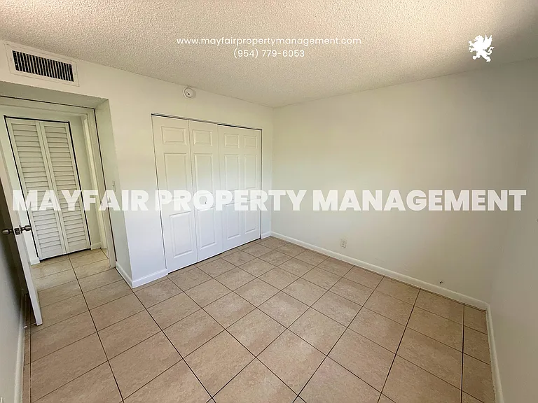 5661 SW 36th Ct #106 — Photo 5