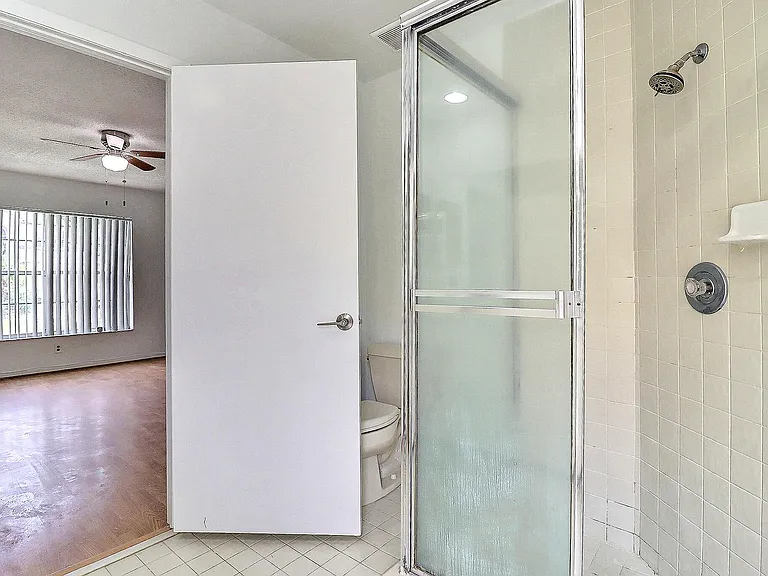 9401 Aegean Dr — Photo 18