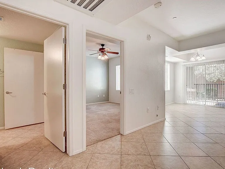 6868 Sky Pointe Dr #1030 — Photo 8