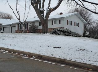 806 10th Ave, New Glarus, WI 53574