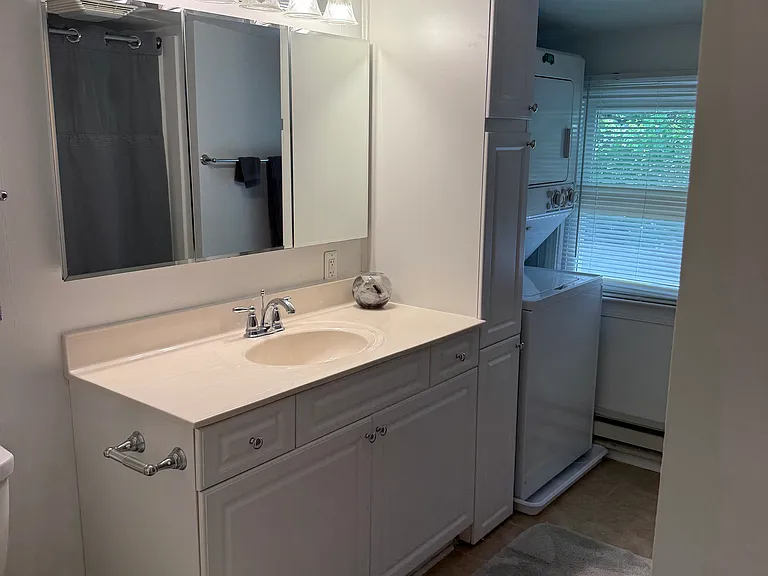 1407 Central Ave E — Photo 19