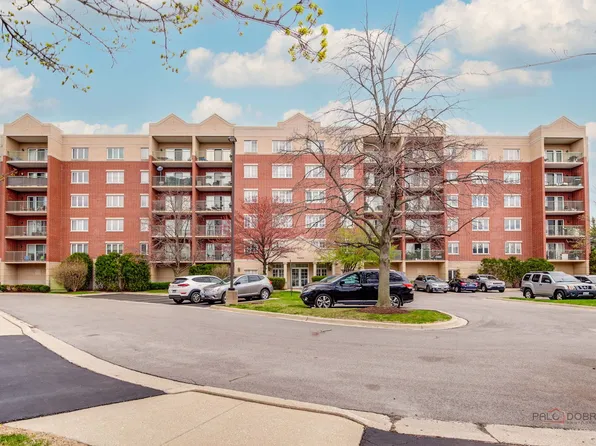 7450 Lincoln Ave Unit 501, Skokie, IL 60076
