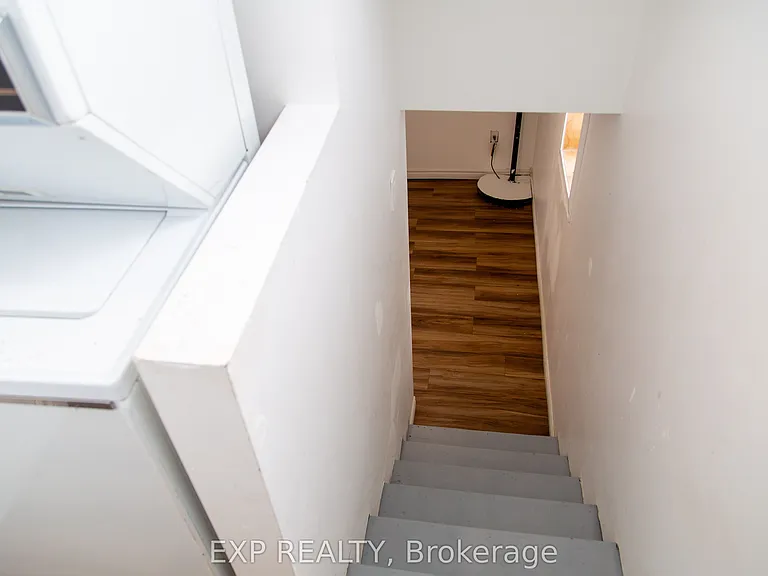 104 South St E #LOWER — Photo 16