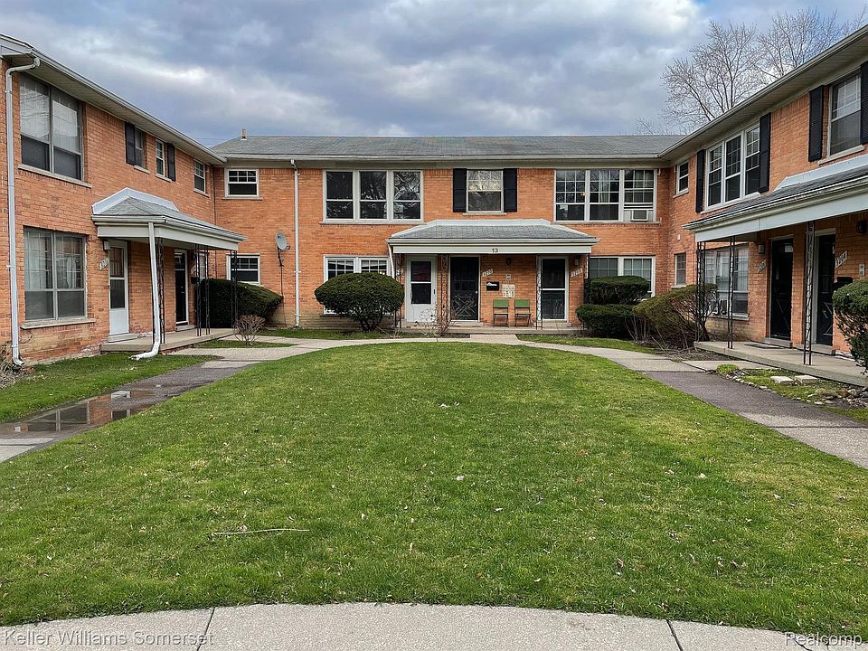 1st image of 3210 Shenandoah Dr #14