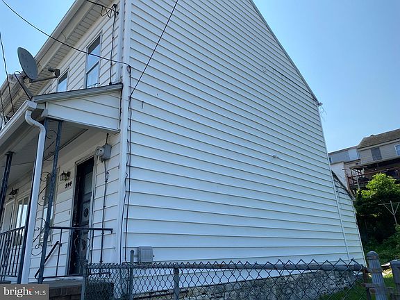 3rd image of 244 E Water St