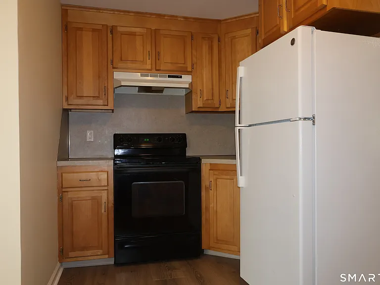 170 Scott Rd #C — Photo 12