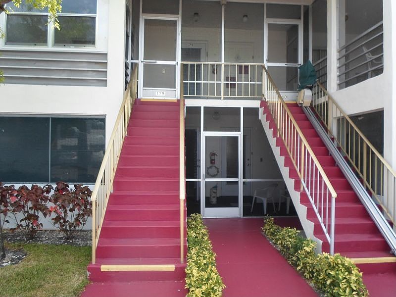 1st image of 172 Stratford M #172