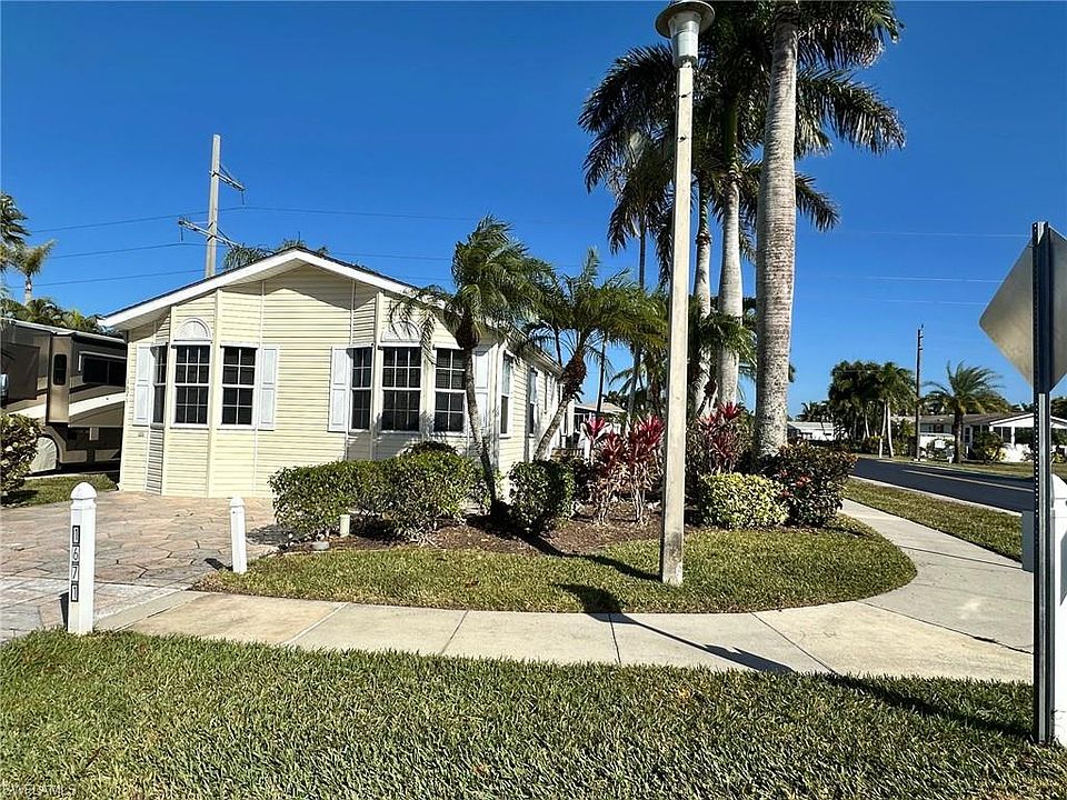 1st image of 1671 Diamond Lake CIR