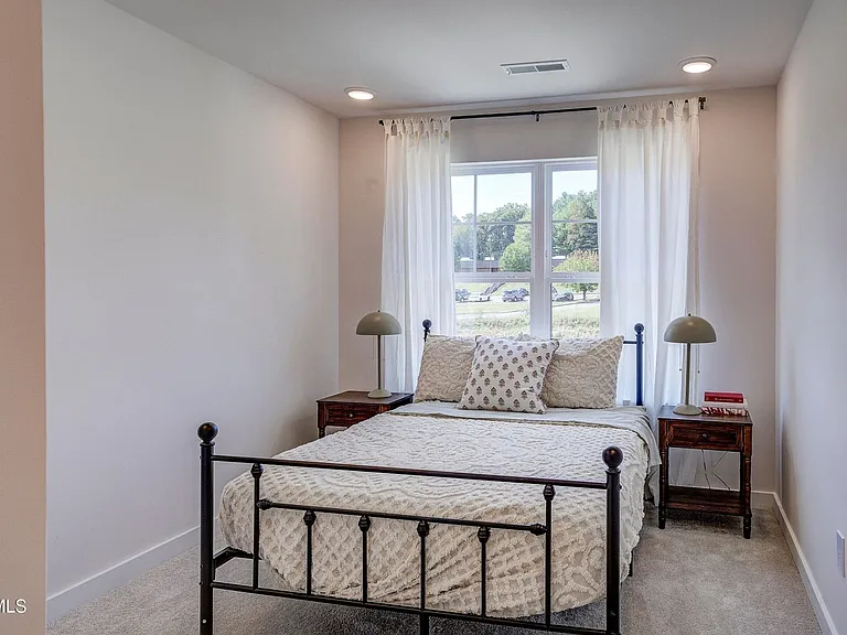 4165 Gambrel Oaks St — Photo 4