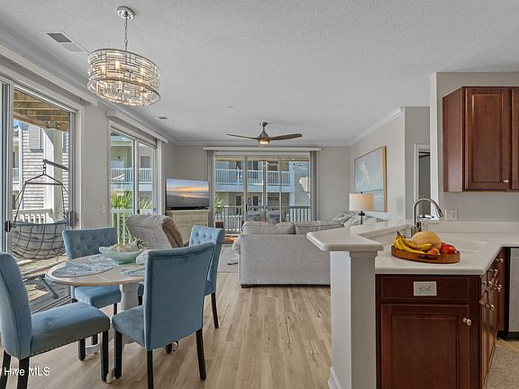 5th image of 1135 Park Road SW #3204