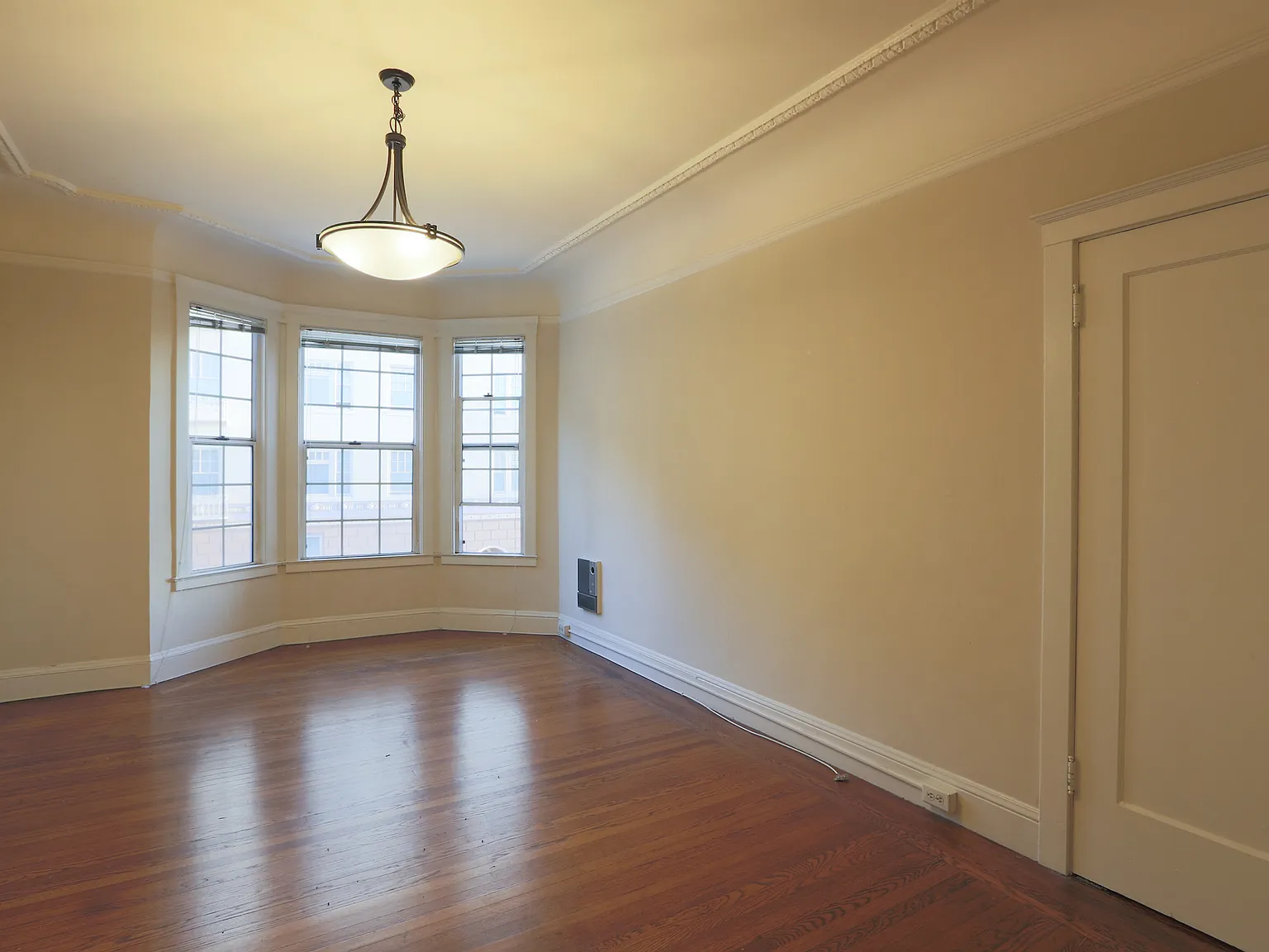 1 bed, $4,995 — Photo 4