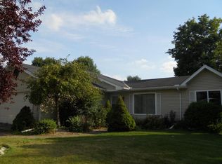 1114 Mann Dr, Sault Sainte Marie, MI 49783