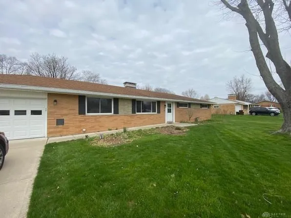 1989 Northern Dr, Dayton, OH 45432