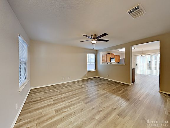 2nd image of 3819 Cherokee Blvd
