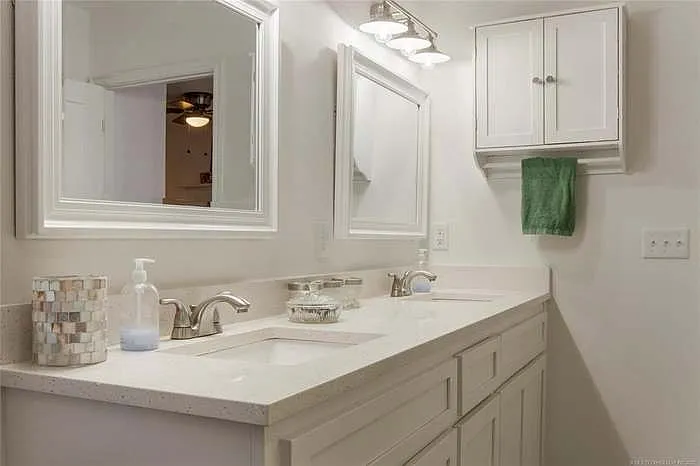3 bed, 1800 sqft, $2,200 — Photo 3