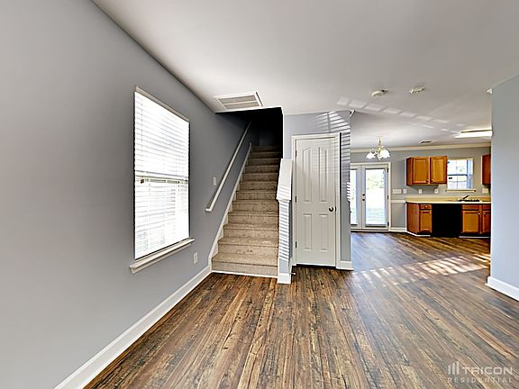 4th image of 5105 Belle Dr