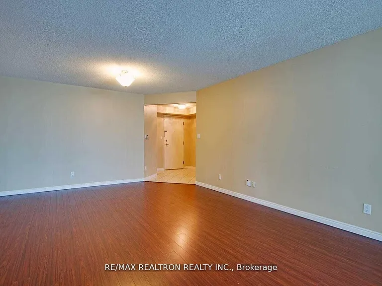 850 Steeles Ave W #1103 — Photo 9