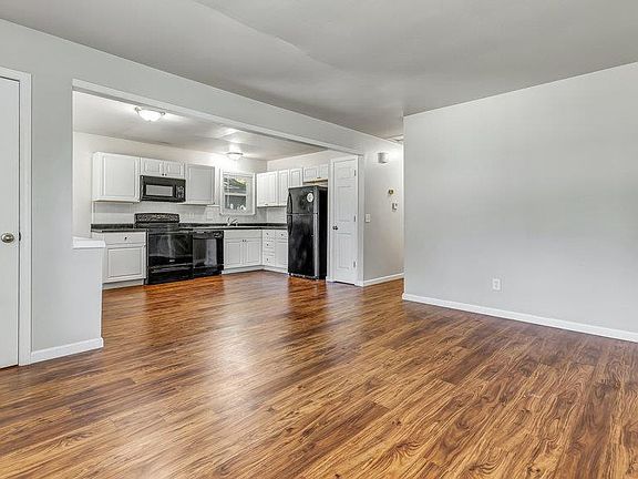 5th image of 1453 Monopoly Dr