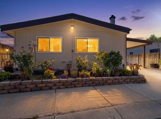 8512 Stream St NE, Albuquerque, NM 87113