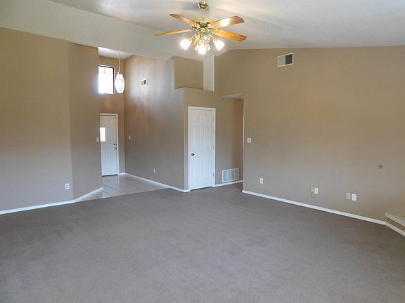 3rd image of 1305 Galway Dr