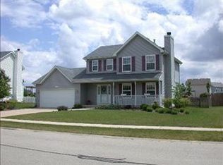 1606 Cypress Ln, Yorkville, IL 60560