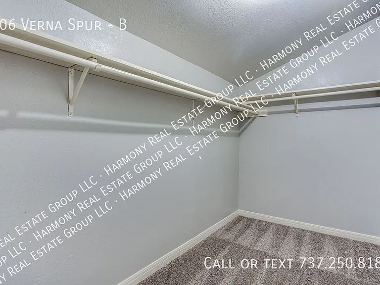106 Verna Spur #B — Photo 16