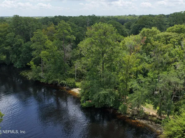 3860 MAGNOLIA Street, Middleburg, FL 32068