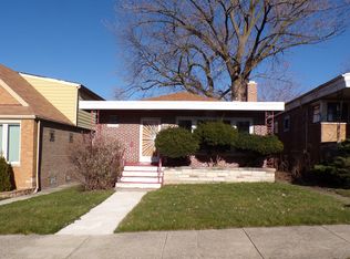 9147 S Clyde Ave, Chicago, IL 60617