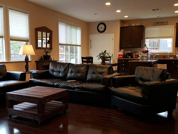 2nd image of 3804 Osprey Dr