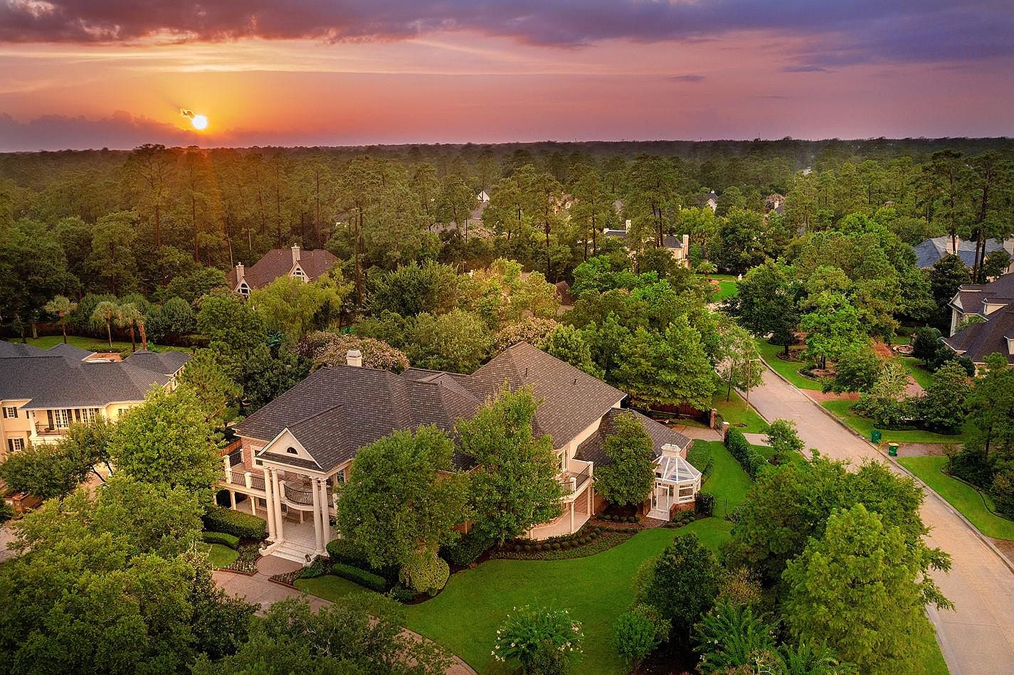 83 Windward Cv, Spring, TX 77381 | Zillow