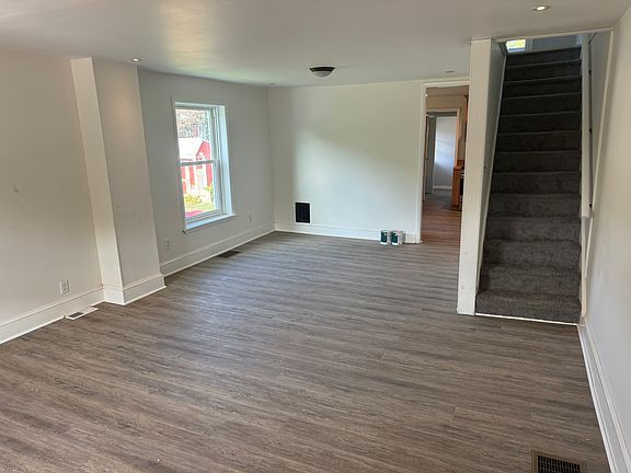 2nd image of 17 S Park Ave