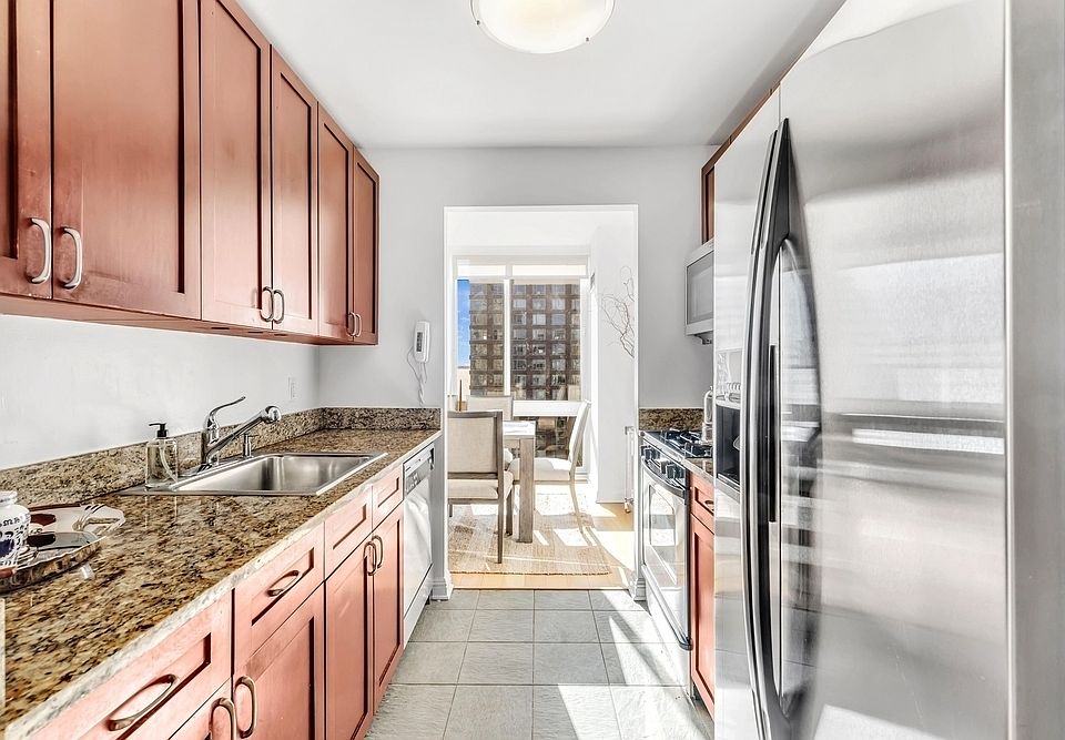 1st image of 211 N End Ave APT 15D