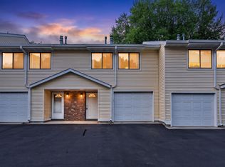3215 Valley Ridge Dr #56, Saint Paul, MN 55121