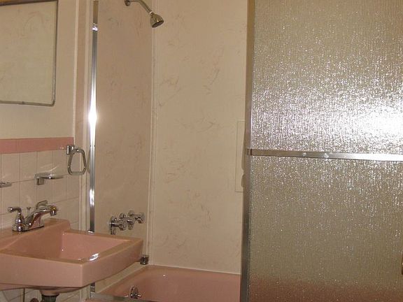 3rd image of 1251 17th Ave APT 1