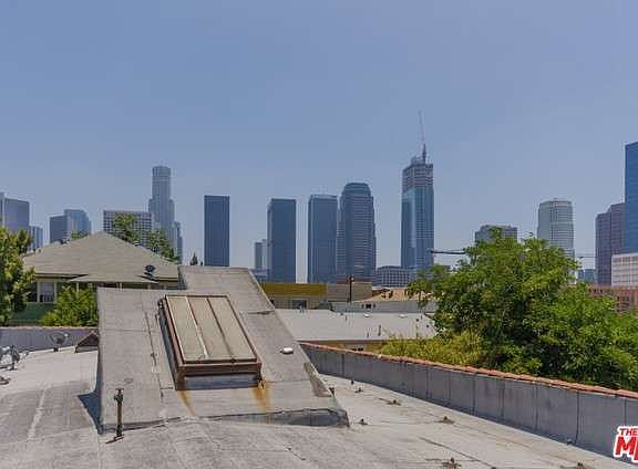5th image of 450 Witmer St
