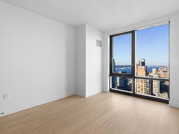 5th image of 21 W End Ave APT 4712