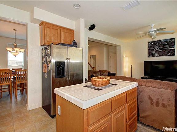 4th image of 21 Bronco Creek Ct