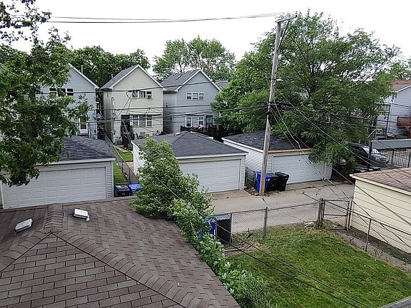 4th image of 1440 E 72nd Pl Unit 2