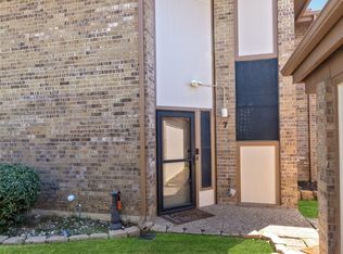 7 Dewberry Ct, Bedford, TX 76021