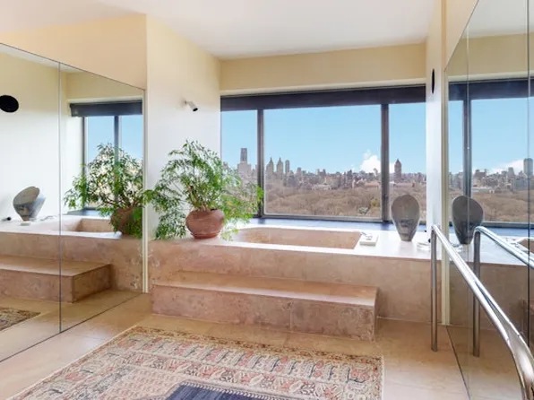 980 Fifth Avenue image 21 of 23