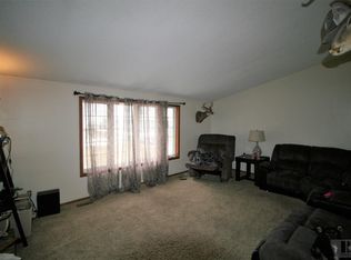 904 Pamela St, Moravia, IA 52571